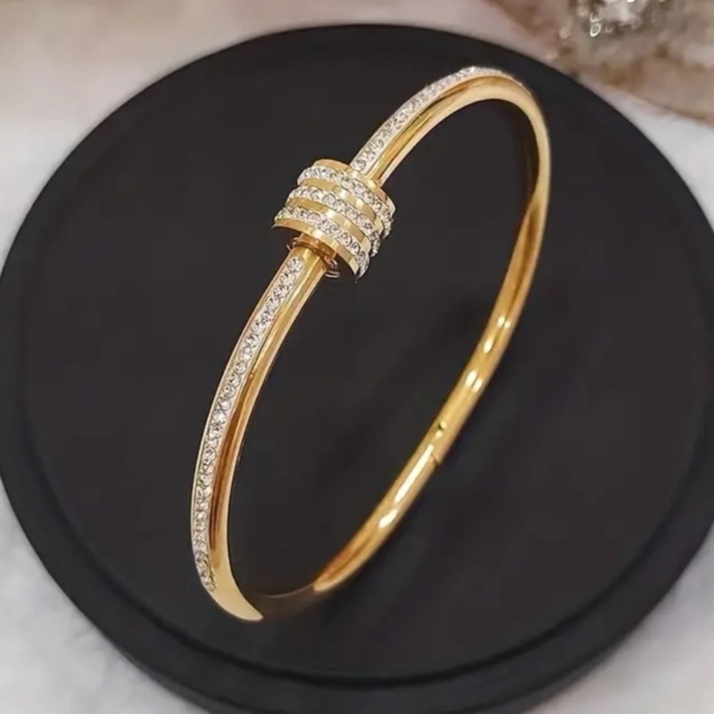 Classic 10k Gold Plated Cz Diamond Bangle bracelet